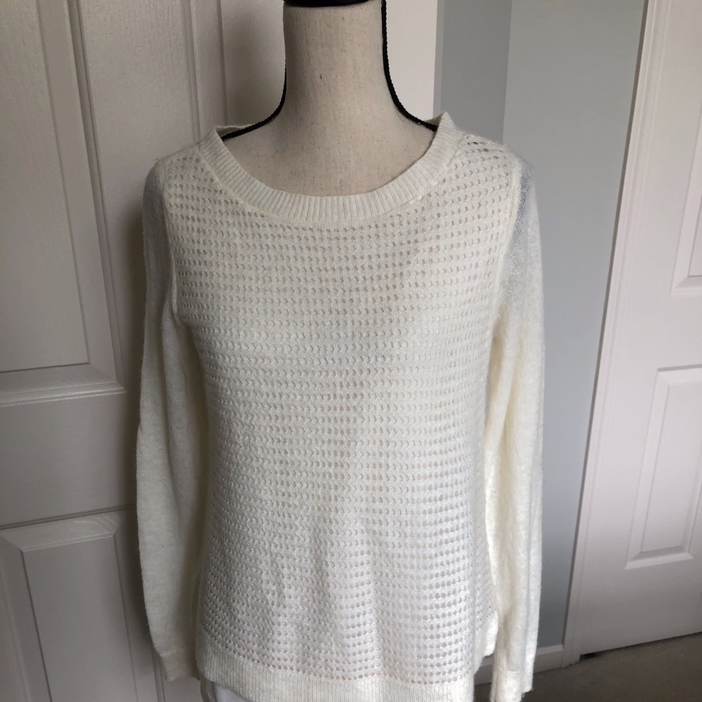 THE LIMITED layered sweater🌸🌼